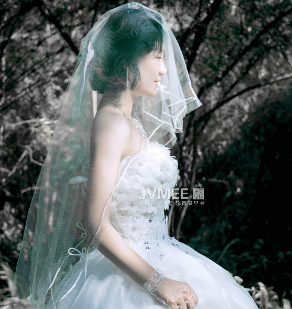 婚纱新娘妆图片