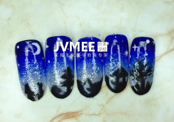 化装美甲培训黉舍那里有