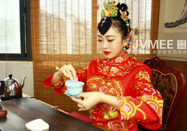 成都手艺扮装黉舍去哪家