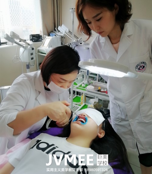成都美牙培训哪家专业