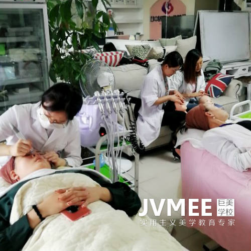学美容须要多久的时候？