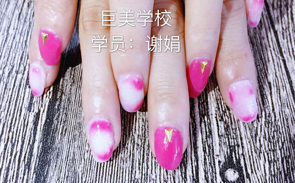学美甲须要几多钱谁晓得