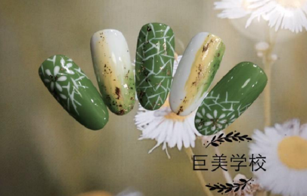 学美甲须要多永劫间能力毕业