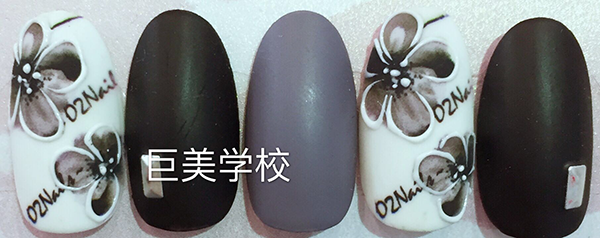 学美甲出来能间接作美甲师吗