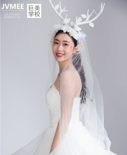 鹿角精灵新娘