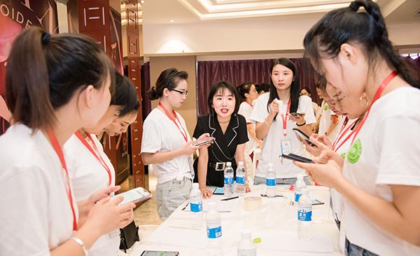 贵阳学纹绣哪家专业