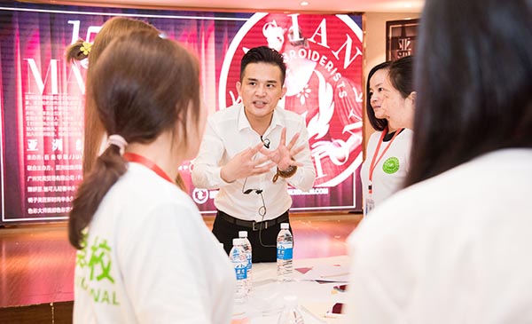 学纹绣有前程吗