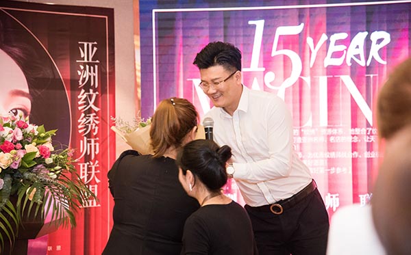 纹绣半永远黉舍价钱