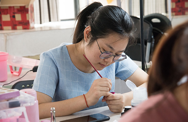 零根本小白学美甲快吗
