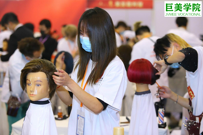 有必然根本的剃头师去那里进修好