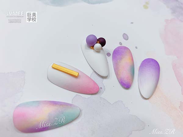 全职宝妈作美甲师有前程吗