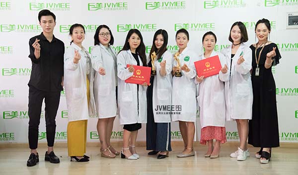 西昌美发培训黉舍在那里