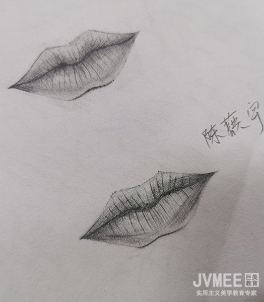 唇部素描-学生作品