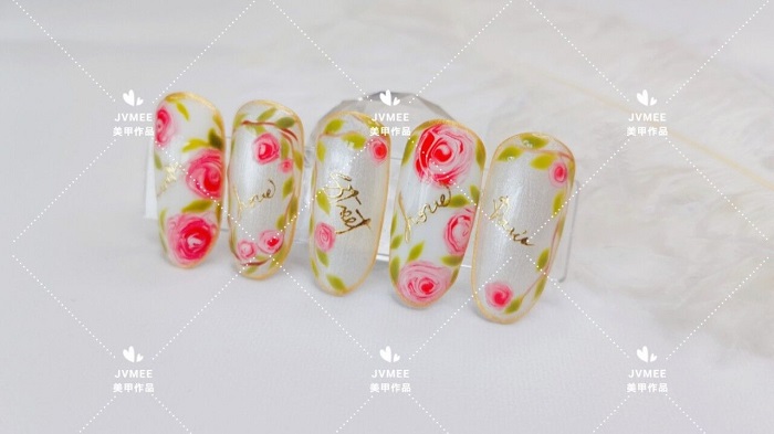 大先生作美甲师有前程吗