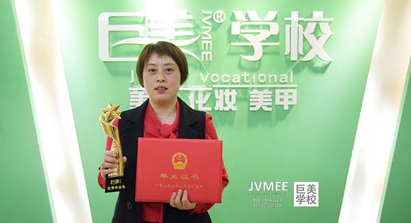 老手若何学美发能开店