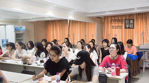 春秋大怎样学美发能学会