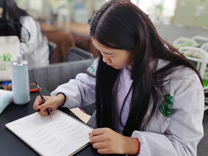 零底子学纹绣有不成长远景