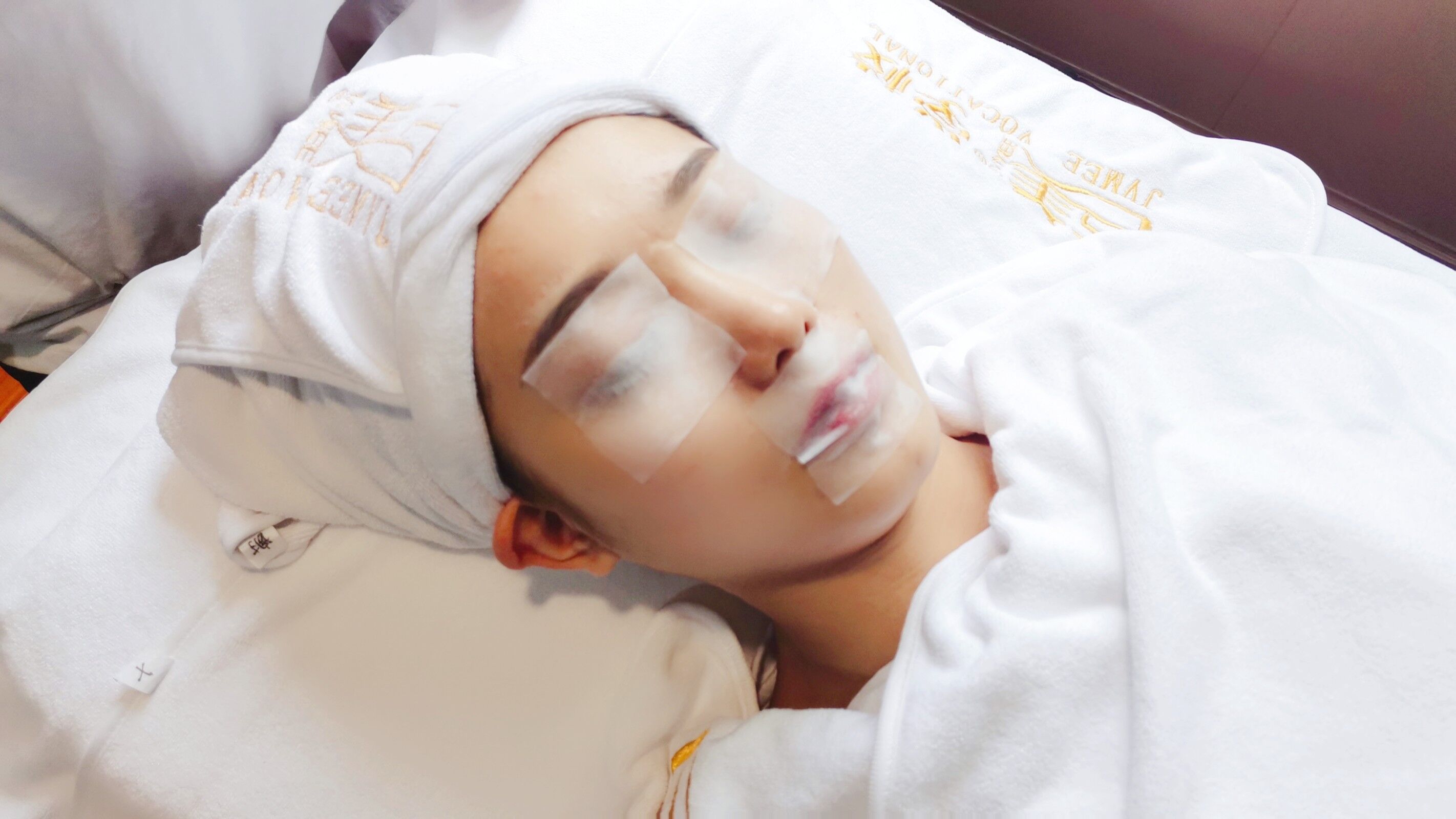 老手美容师怎样考取美容师资历证