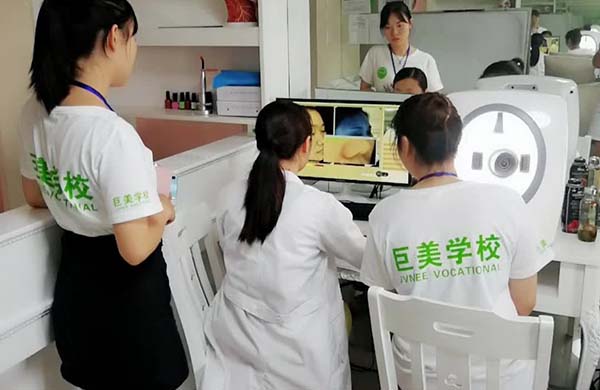 成都美发培训黉舍学些甚么内容