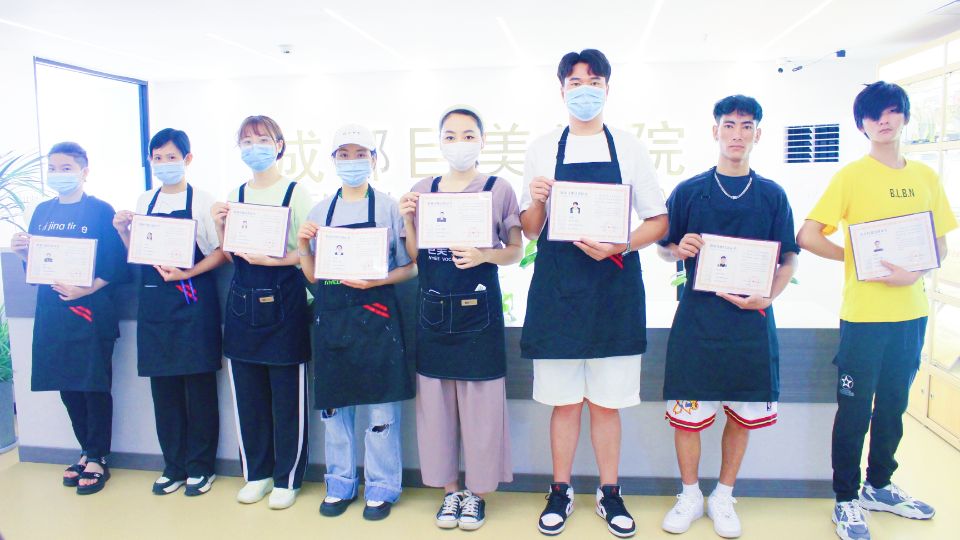 成都美发培训要进修哪些内容