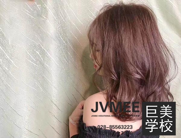 成都初中生学美发怎样样