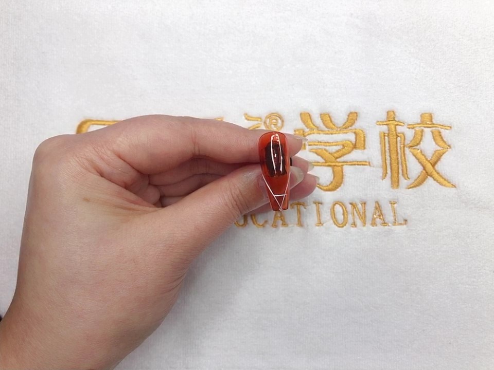 成都美甲美睫培训机构，多种气概收费试学