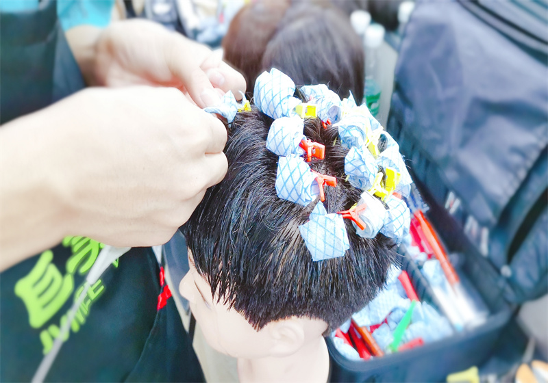 成都美发黉舍排行榜前五 哪家好？