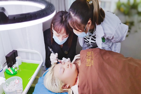 初中生学纹绣能学会吗