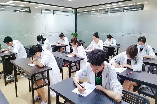 美容仪器的感化道理