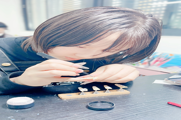 学会美甲怎样找任务