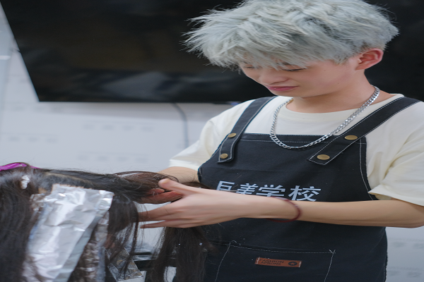 男生寒假学甚么手艺赢利