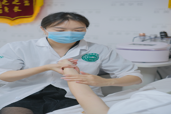 美容培训黉舍学甚么